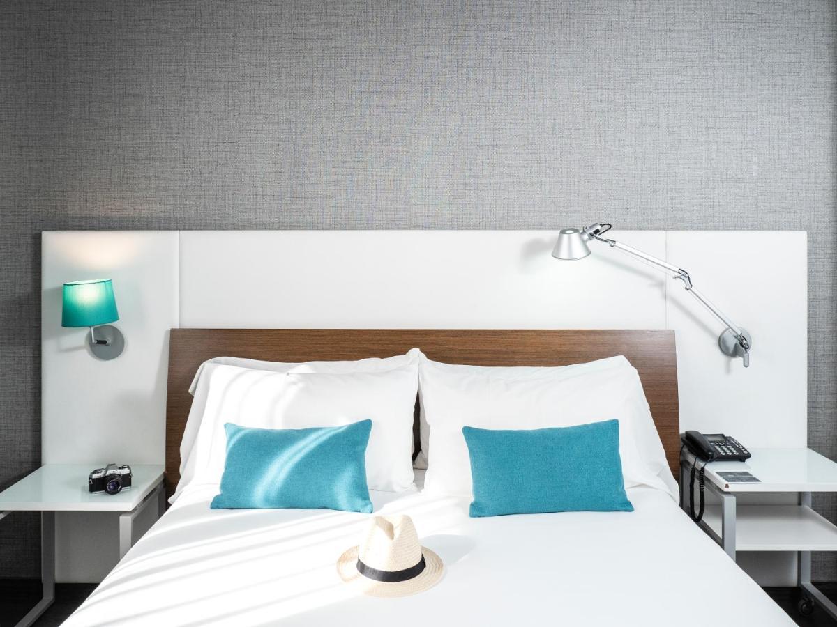 Ibis Styles A Coruna Exterior photo