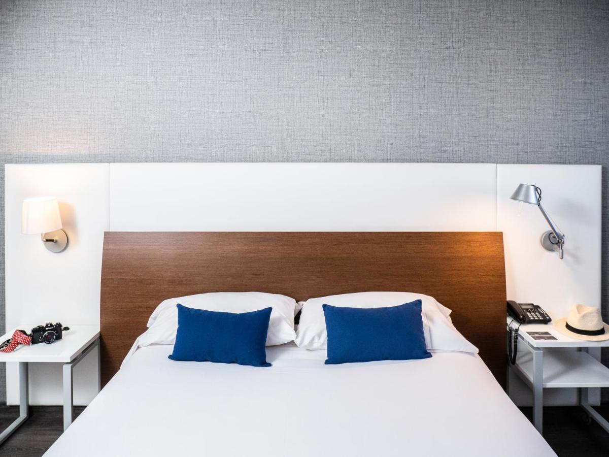 Ibis Styles A Coruna Exterior photo